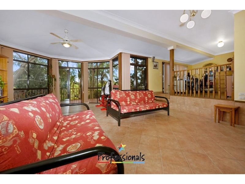 30 Hobart Place, Illawong NSW 2234