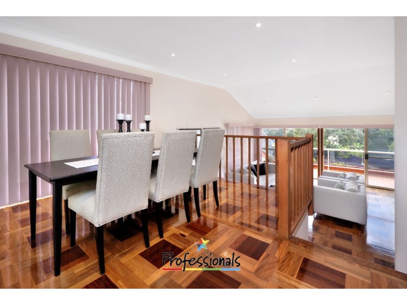 27 Burley Close, Illawong NSW 2234