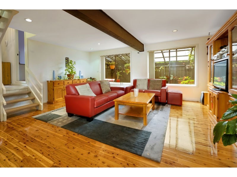 12 Byron Place, Illawong NSW 2234