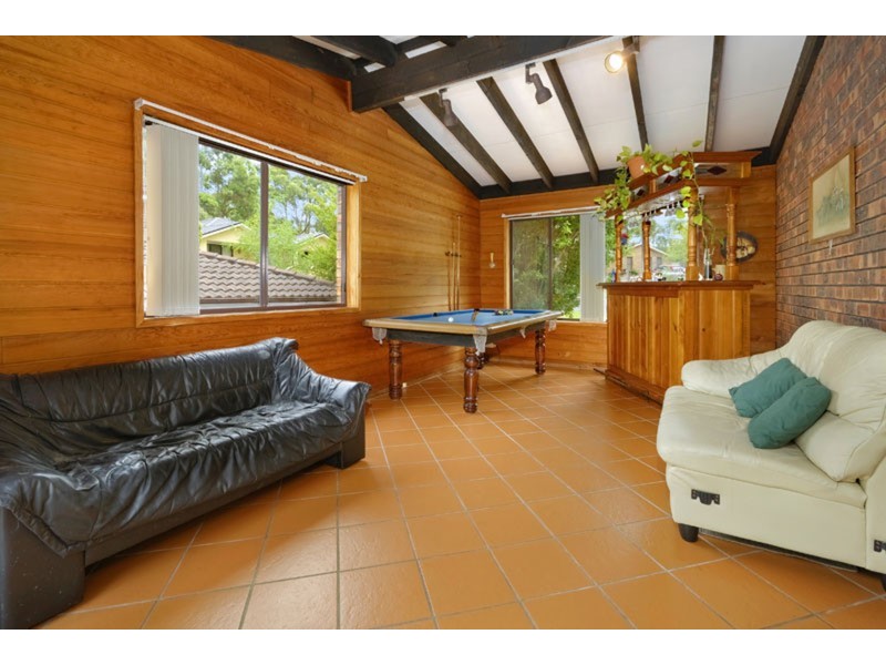 12 Byron Place, Illawong NSW 2234