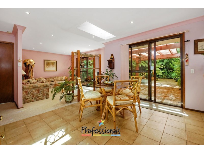 3 Bond Place, Illawong NSW 2234