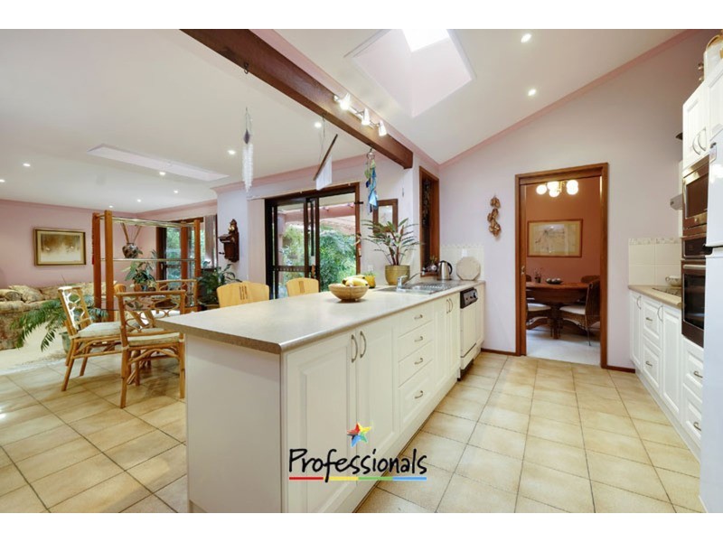 3 Bond Place, Illawong NSW 2234