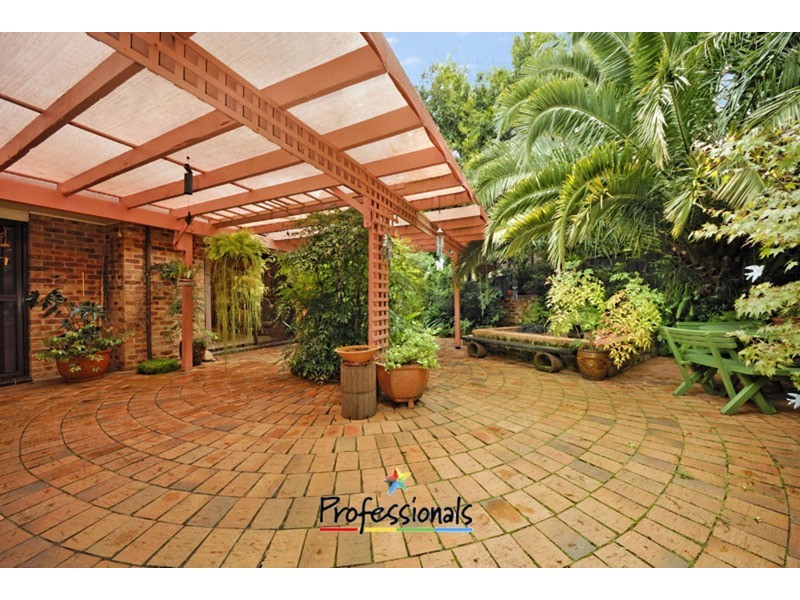 3 Bond Place, Illawong NSW 2234