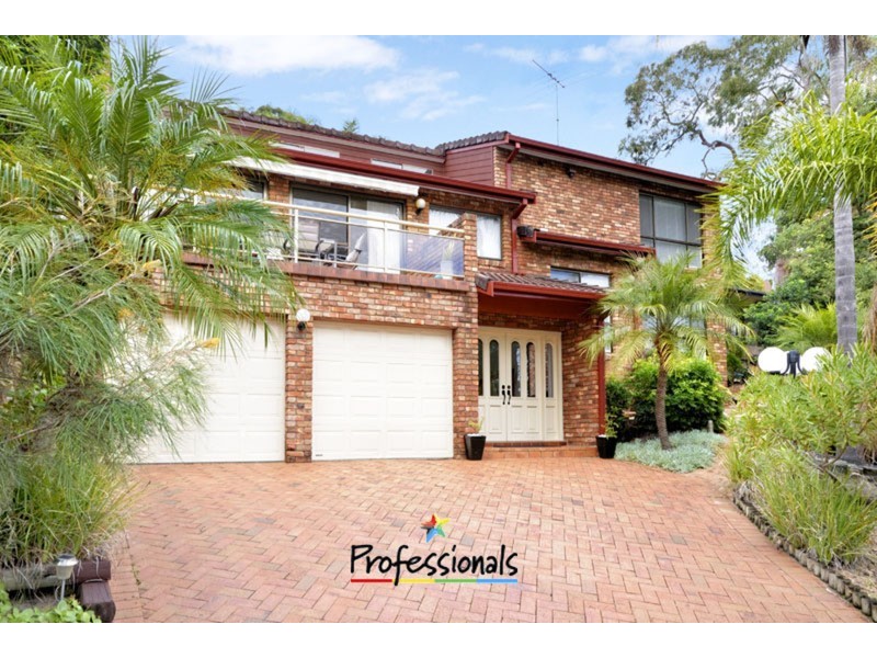 6 Lara Close, Illawong NSW 2234