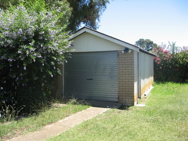 3 Edith Street, Tamworth NSW 2340