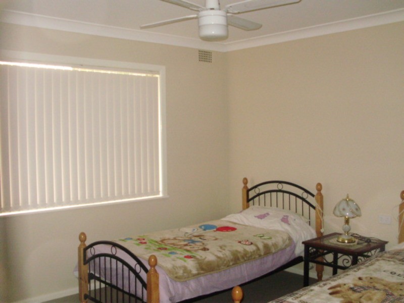 31 Holland Street, Tamworth NSW 2340