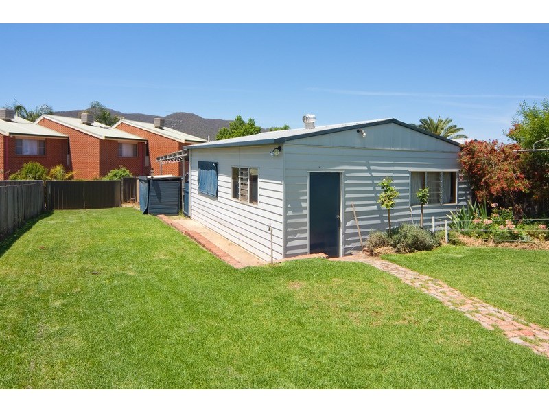 86 Church Street, Tamworth NSW 2340