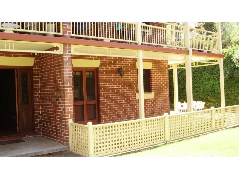 2/56 Bourke Street, Tamworth NSW 2340