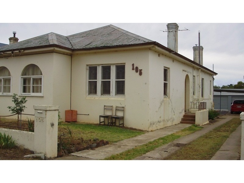 105 Belmore Street, Tamworth NSW 2340