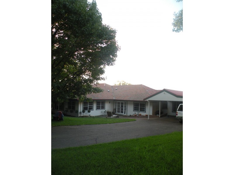 14 Golf Street, Tamworth NSW 2340