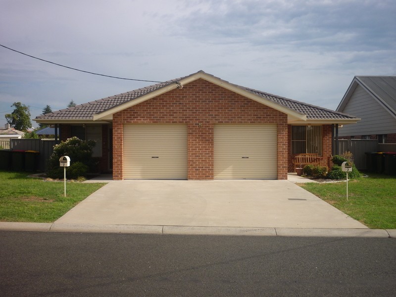 6 Flynn Street, Tamworth NSW 2340