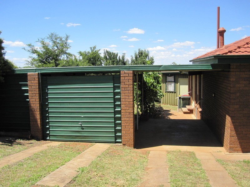 17 Chelmsford Street, East Tamworth NSW 2340