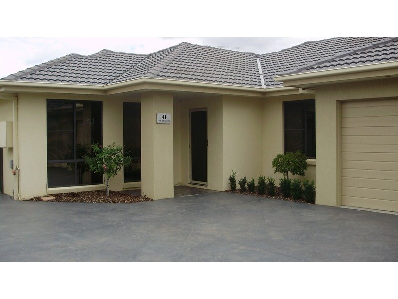 41 The Retreat, Tamworth NSW 2340