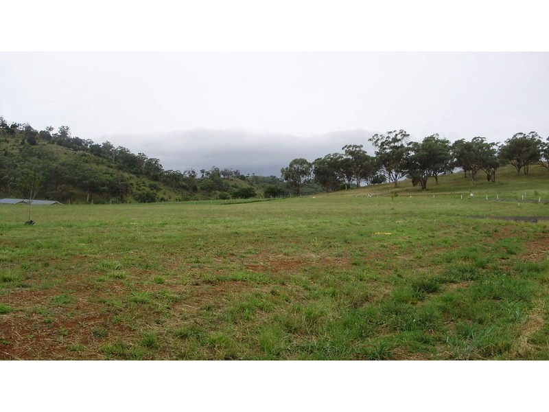 35 Flagstaff Road, Tamworth NSW 2340