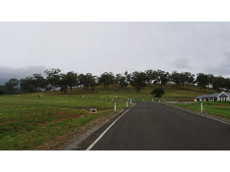 35 Flagstaff Road, Tamworth NSW 2340