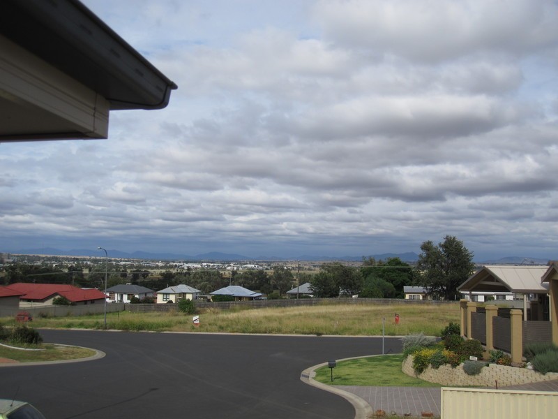 5 Warrabah Close, Tamworth NSW 2340