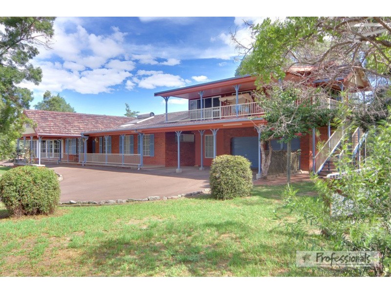 223 Yarrol Road, Tamworth NSW 2340