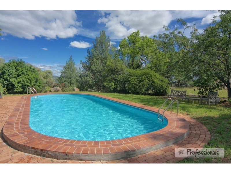 223 Yarrol Road, Tamworth NSW 2340