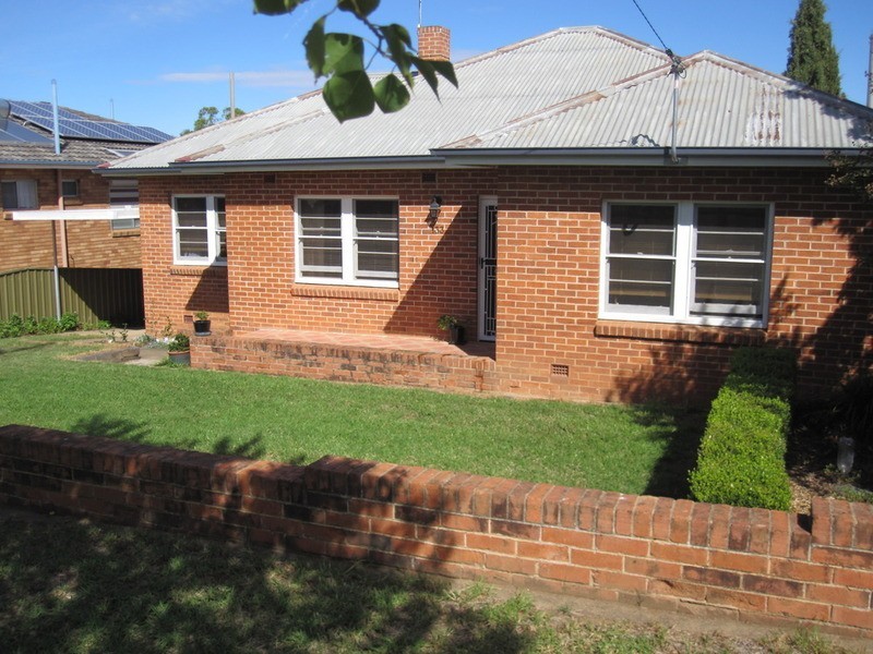 133 Denison Street, Tamworth NSW 2340