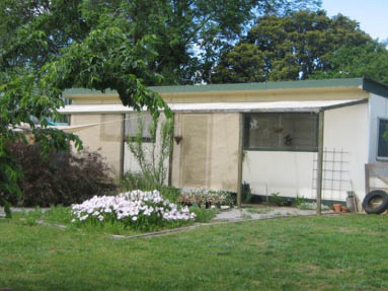 9 Rushes Creek Road, Manilla NSW 2346