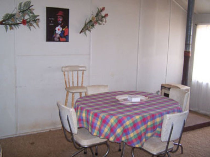 0 0, Manilla NSW 2346