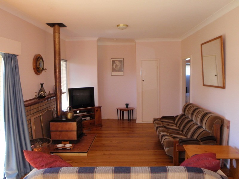 5 Kennedy Street, Manilla NSW 2346