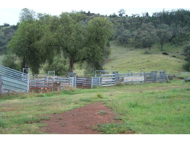 397 Crow Mountain Road, Manilla NSW 2346