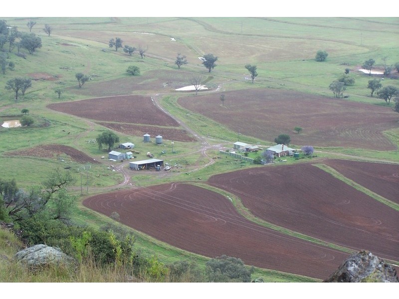 397 Crow Mountain Road, Manilla NSW 2346
