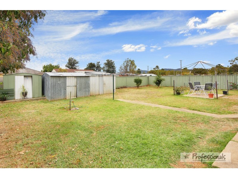 1 Kenny Drive, Tamworth NSW 2340