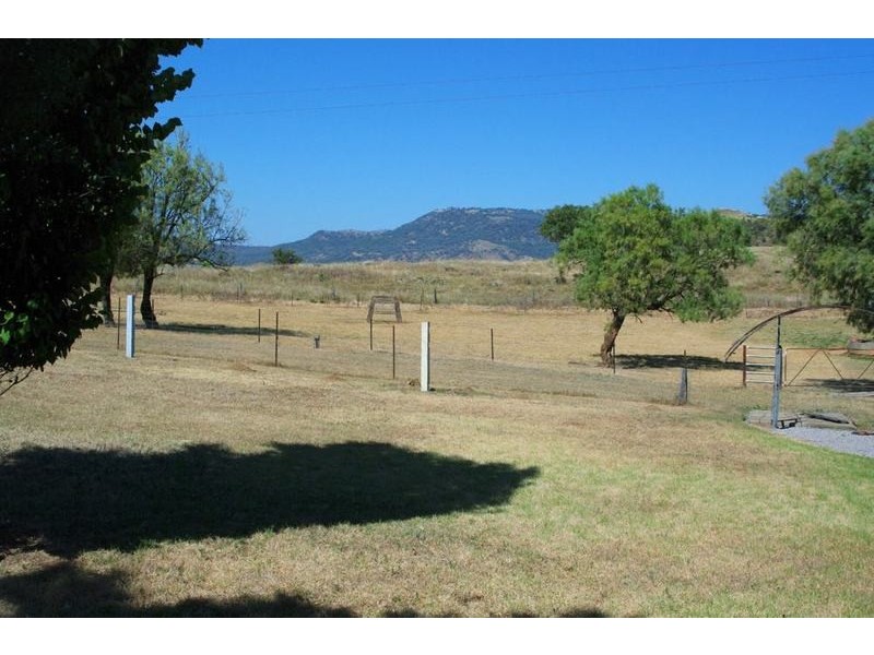 Summerfield Manilla Road, Upper Manilla NSW 2346