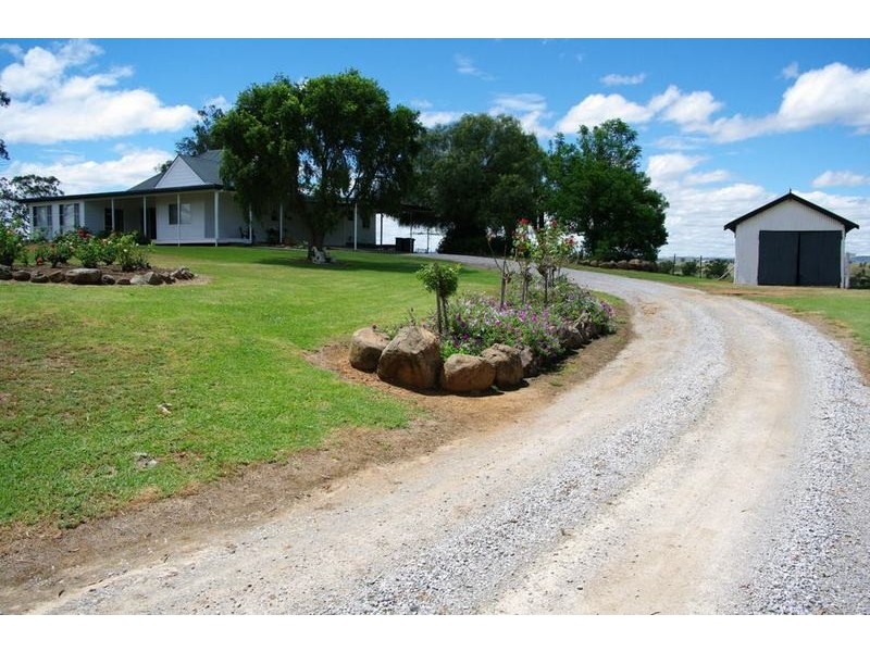 Ultimate Dairy Farm, Manilla NSW 2346
