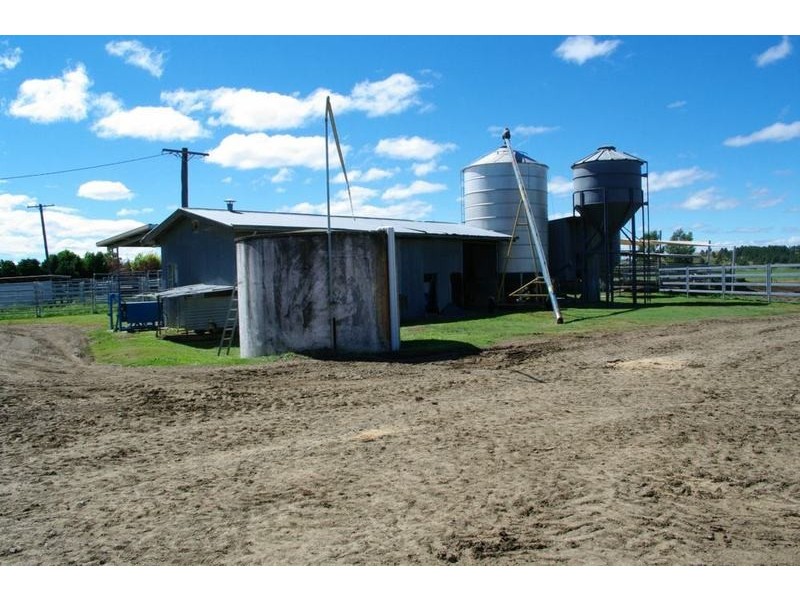 Ultimate Dairy Farm, Manilla NSW 2346