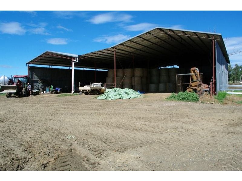 Ultimate Dairy Farm, Manilla NSW 2346