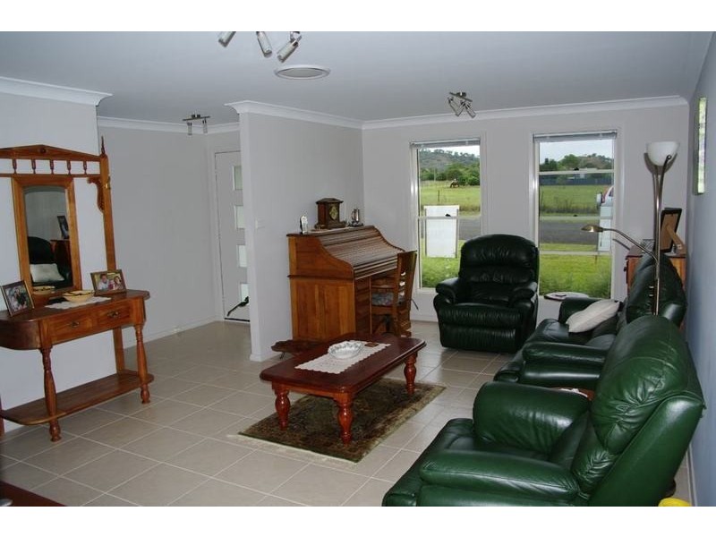 61 Kanangra Street, Manilla NSW 2346