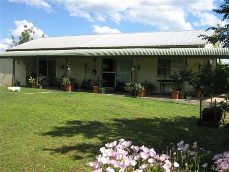 9 Rushes Creek Road, Manilla NSW 2346