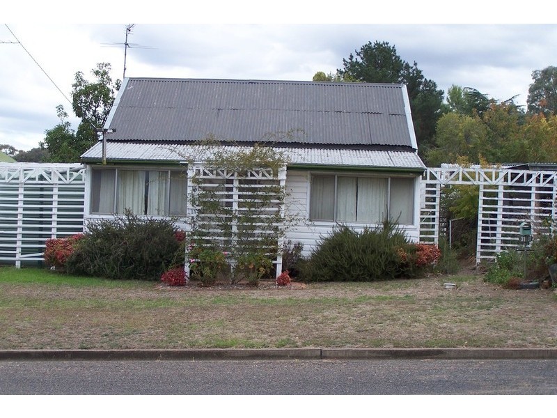 31 Church Street, Quirindi NSW 2343