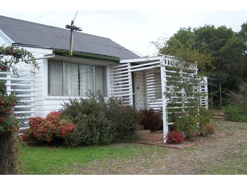 31 Church Street, Quirindi NSW 2343