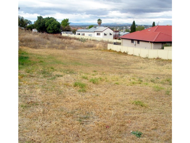 6 Conimbla Crescent, Tamworth NSW 2340