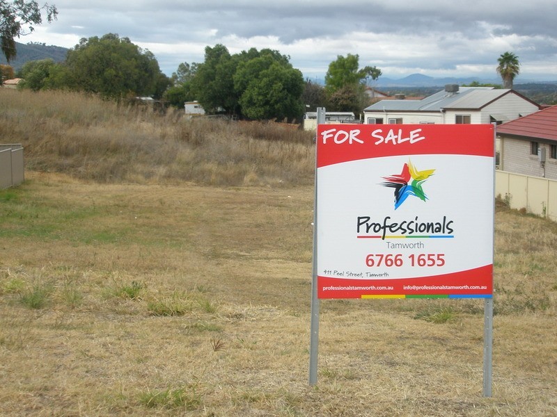 6 Conimbla Crescent, Tamworth NSW 2340