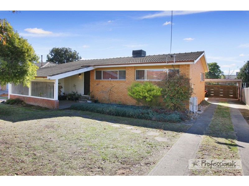 10 Noobillia Avenue, Tamworth NSW 2340