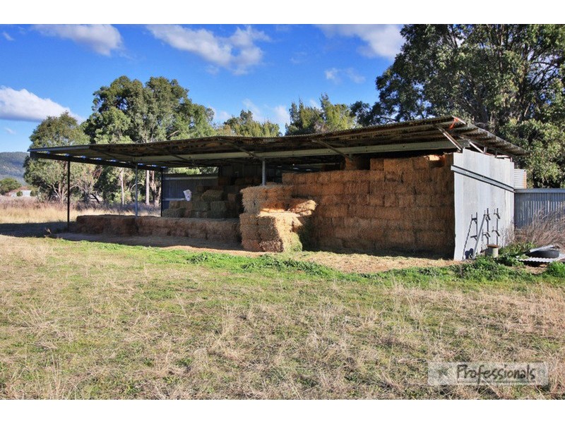 ‘Amarete’ Langens Lane, Moore Creek NSW 2340