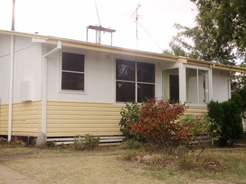 6 David Street, Tamworth NSW 2340