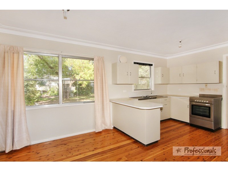 19 Holland  Street, Tamworth NSW 2340