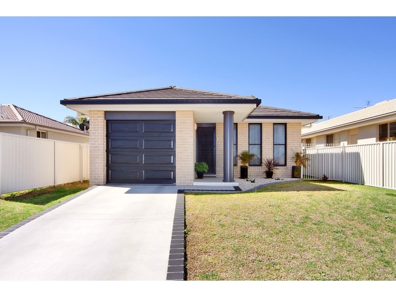 43 Fisher Road, Tamworth NSW 2340