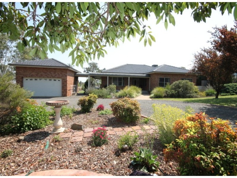 45 Darrell Road, Calala NSW 2340