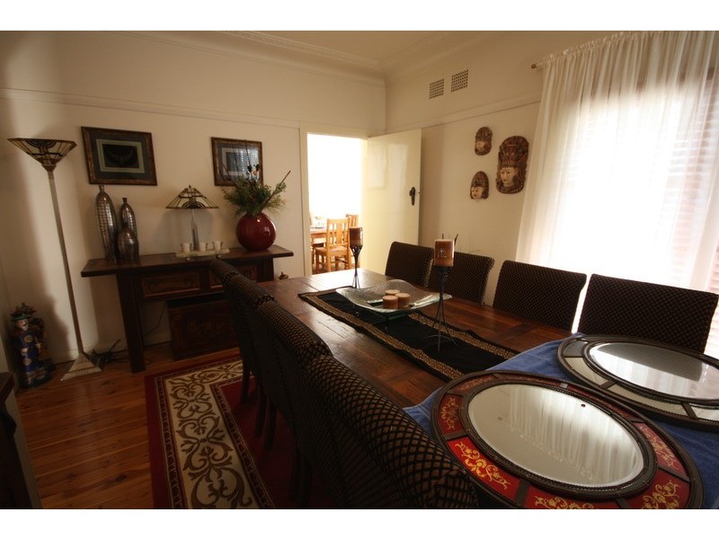 33 Phillip Street, Tamworth NSW 2340