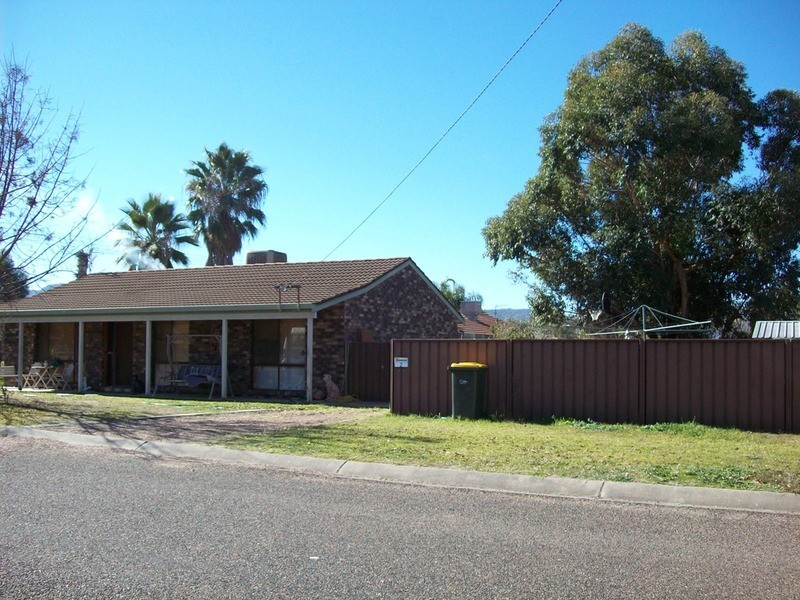 2 Carole Drive, Kootingal NSW 2352
