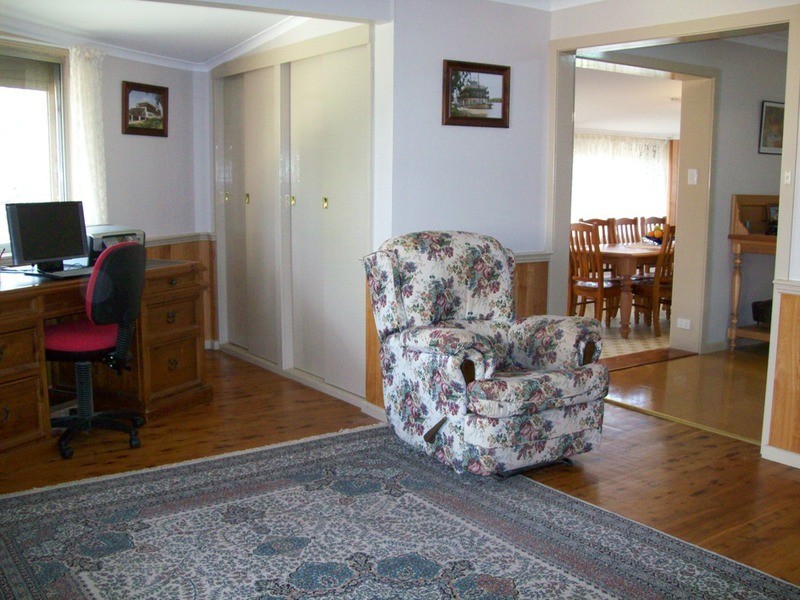 68 Manilla Road, Tamworth NSW 2340