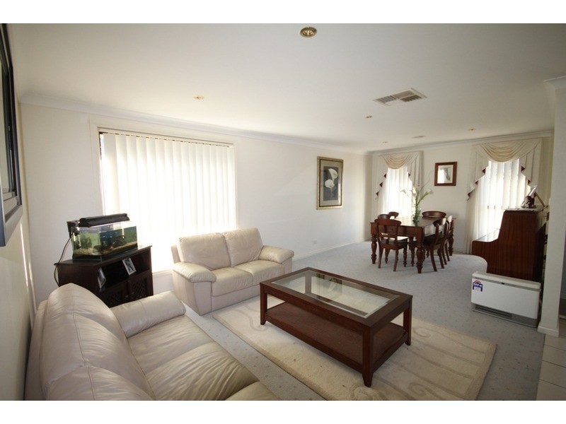 43 Peregrine Avenue, Calala NSW 2340