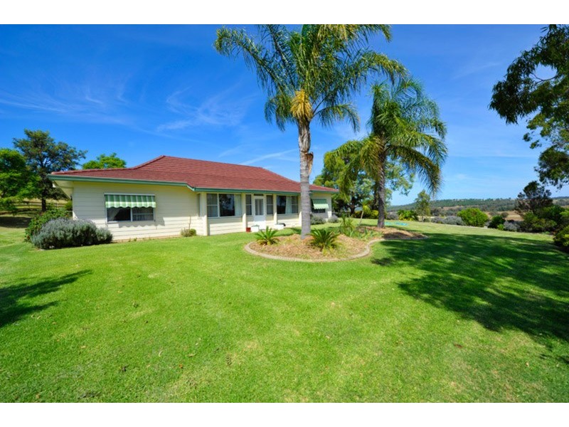 Avonlee & Caloola/1299 Babbinboon Road, Piallaway NSW 2342
